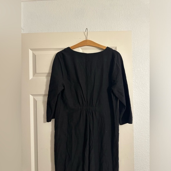 The Nines by HATCH Black 3/4 Sleeve Button-Front
Maternity Crop Jumpsuit Size M - Picture 9 of 10